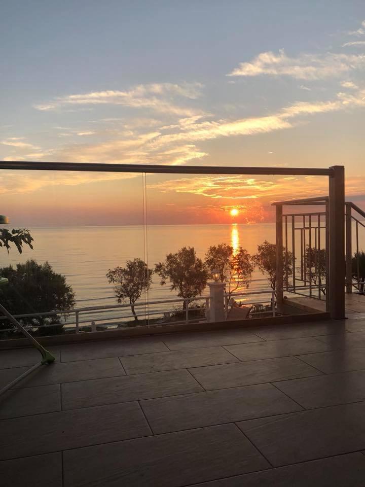 Laura Beach House Αλυκών Εξωτερικό φωτογραφία