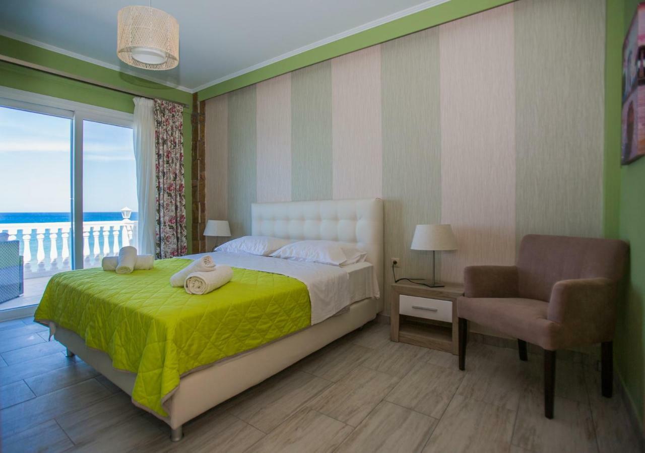 Laura Beach House Αλυκών Εξωτερικό φωτογραφία